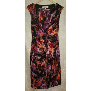 D13 Nine & Co. stylish summer dress, colorful Fall pattern